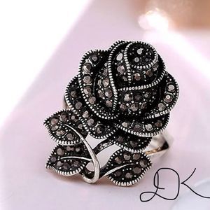 BLACK DIAMOND ROSE RING